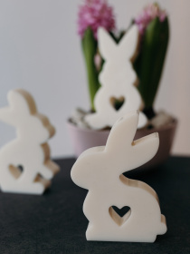 Аромасвічка "Заєць любові", аромат - "Ожина & шампанське", натуральний бджолиний віск Candle Design модель 140.2013 Аромасвічка "Заєць любові", аромат - "Ожина & шампанське", натуральний бджолиний віск Candle Design модель 140.2013 Фото