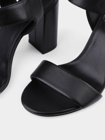 Босоножки Attizzare модель TY642-11-1 Фото