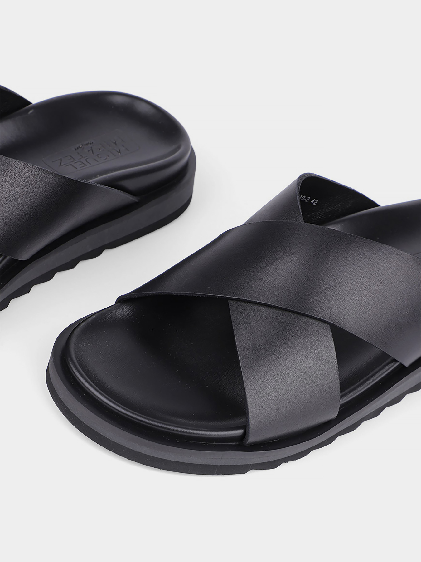 Шльопанці Miguel Miratez модель JL3110-2 Фото