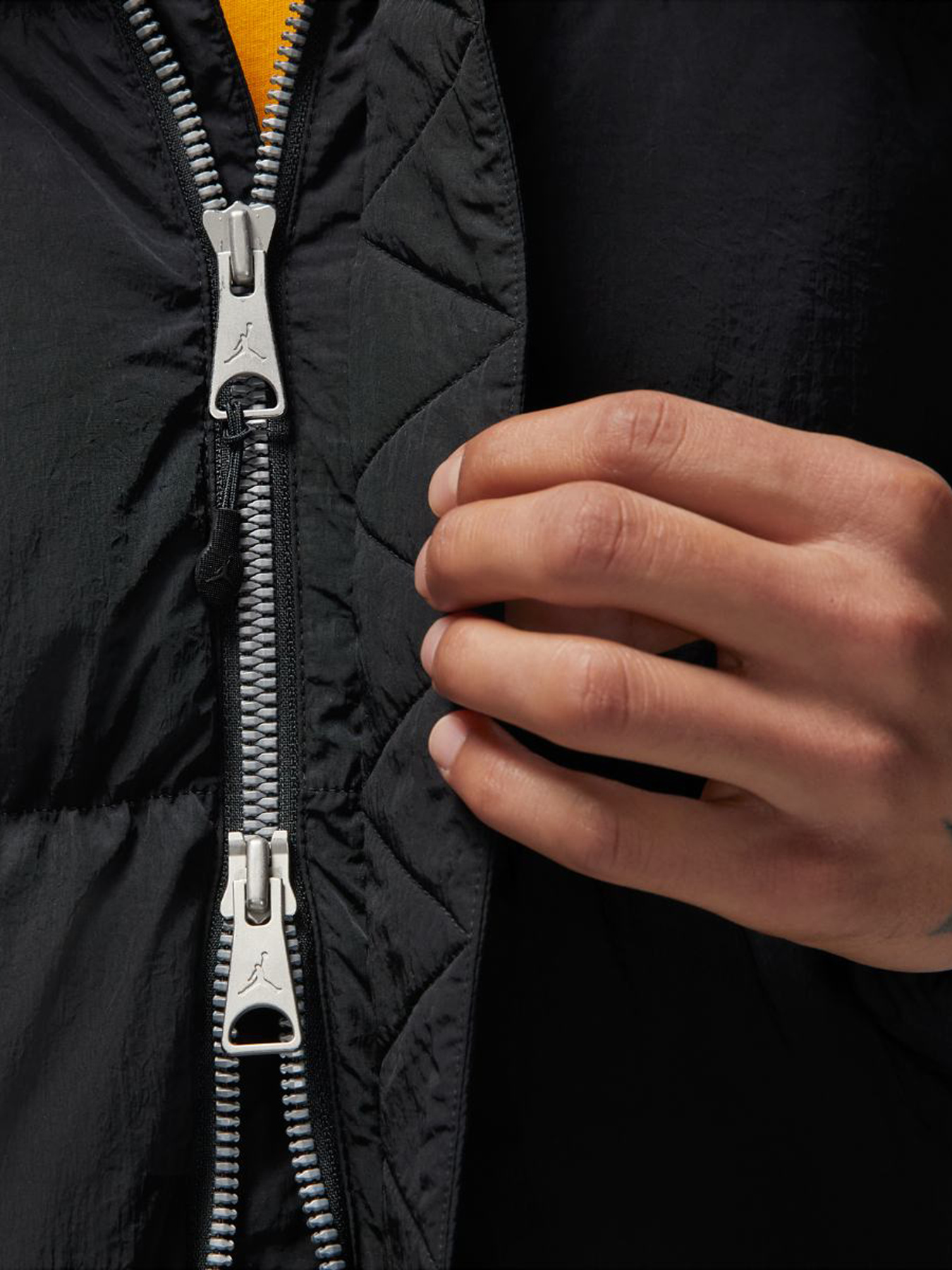 Пуховик Jordan Ess Stmt Parka модель DQ7346-010 Фото