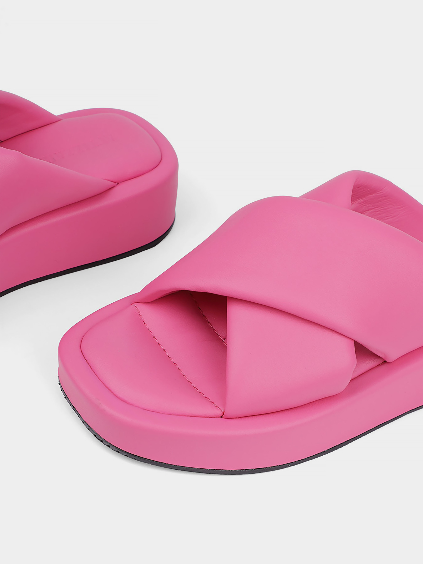 Шлепанцы MIRATON модель 2609 Фото