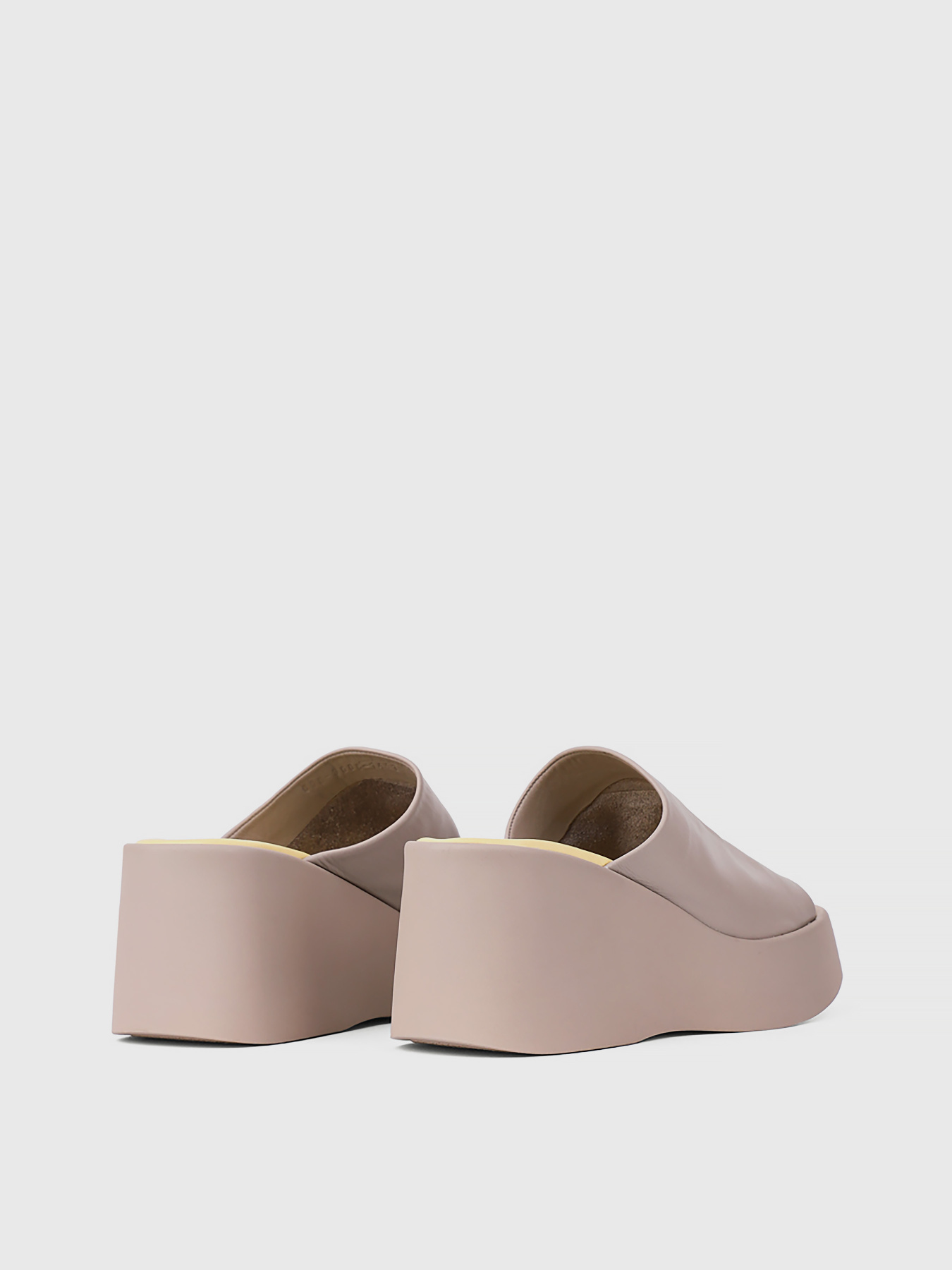 Шльопанці Attizzare модель 608-3606-1441-1152 Шльопанці Attizzare модель 608-3606-1441-1152 Фото