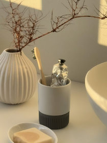 Подставка для зубных щеток "Stockholm" белая/серая MBM MY HOME модель BA-46 WHITE/GRAY Фото