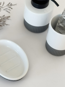 Набор аксессуаров для ванной комнаты "Stockholm" белый/серый MBM MY HOME модель MVM-MH-45 WHITE/GRAY Фото