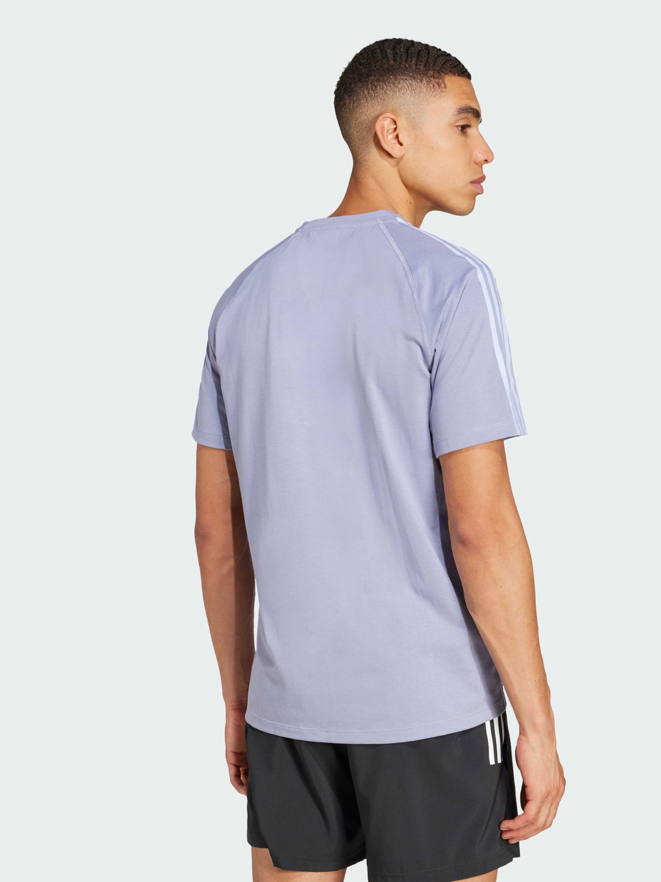 Футболка спортивная Adidas 3 Stripes модель JD2315 Фото