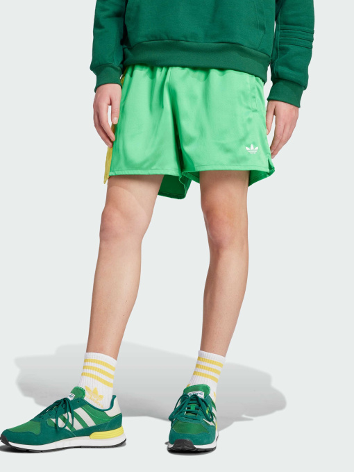 Повседневные шорты Adidas Graphics модель JP4445 Фото