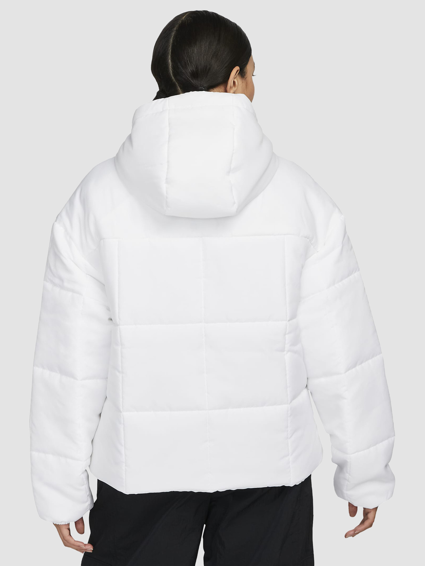 Зимова куртка NIKE Sportswear Classic Puffer Therma-Fit Loose Hooded Jacket модель FB7672-100 Фото