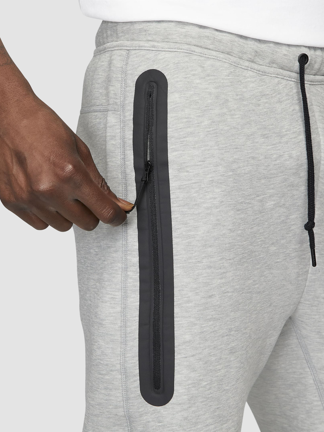 Штани NIKE Tech Fleece модель FB8002-063 Фото