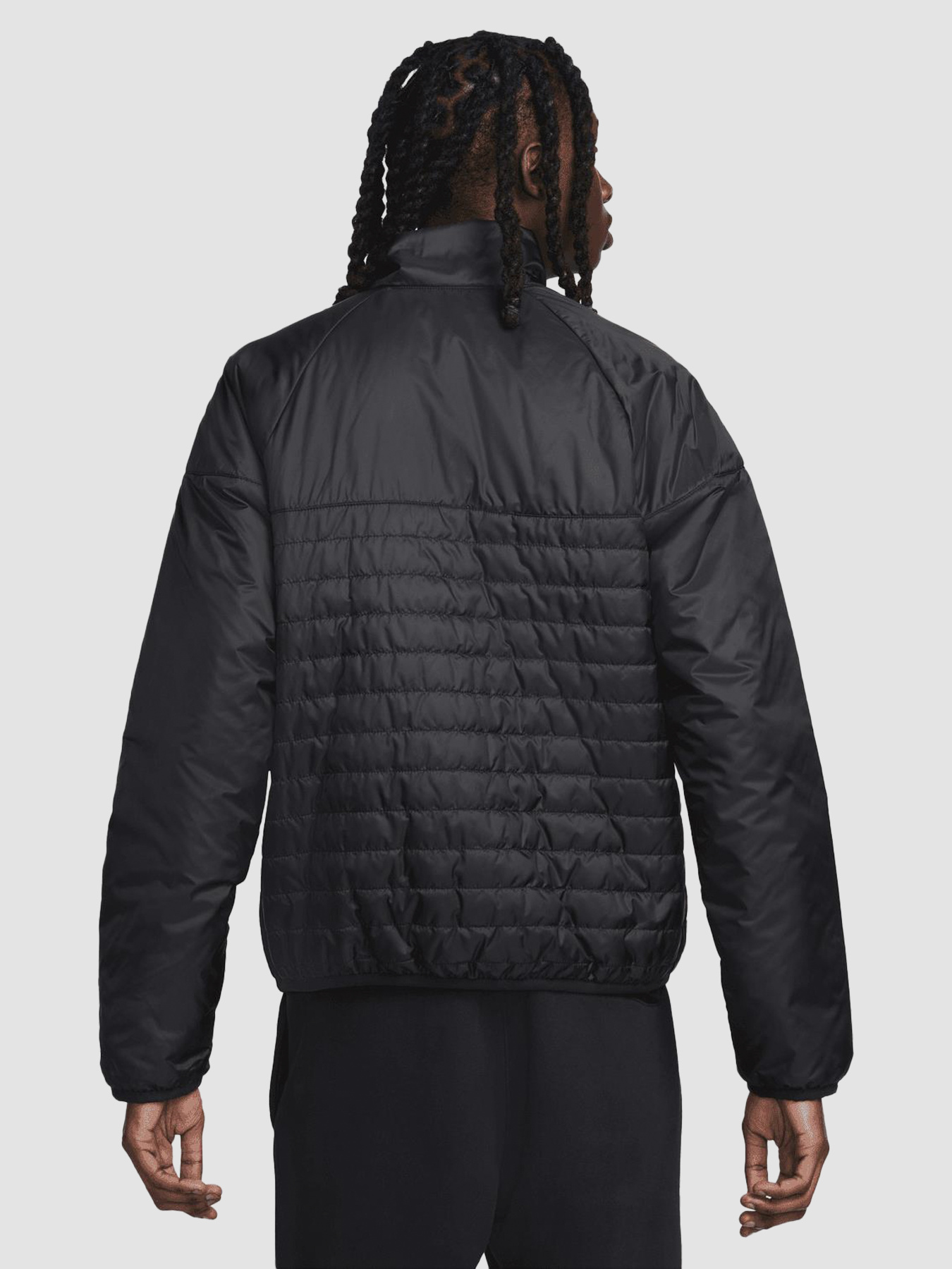 Демисезонная куртка NIKE M Nk Wr Tf Midweight Puffer модель FB8195-010 Фото