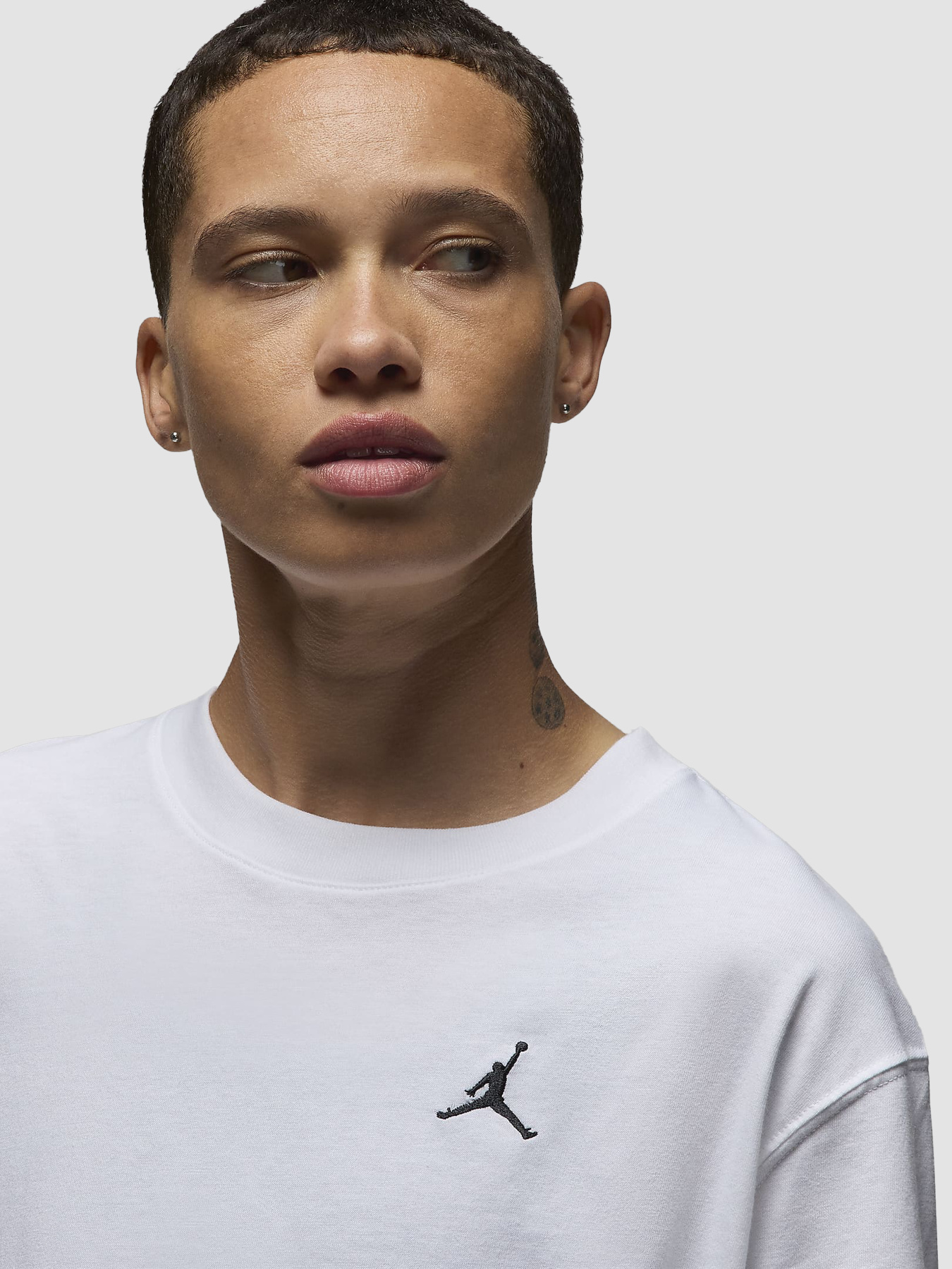 Футболка Jordan Essentials модель FN4500-101 Фото