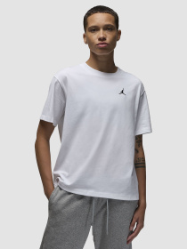 Футболка Jordan Essentials модель FN4500-101 Фото
