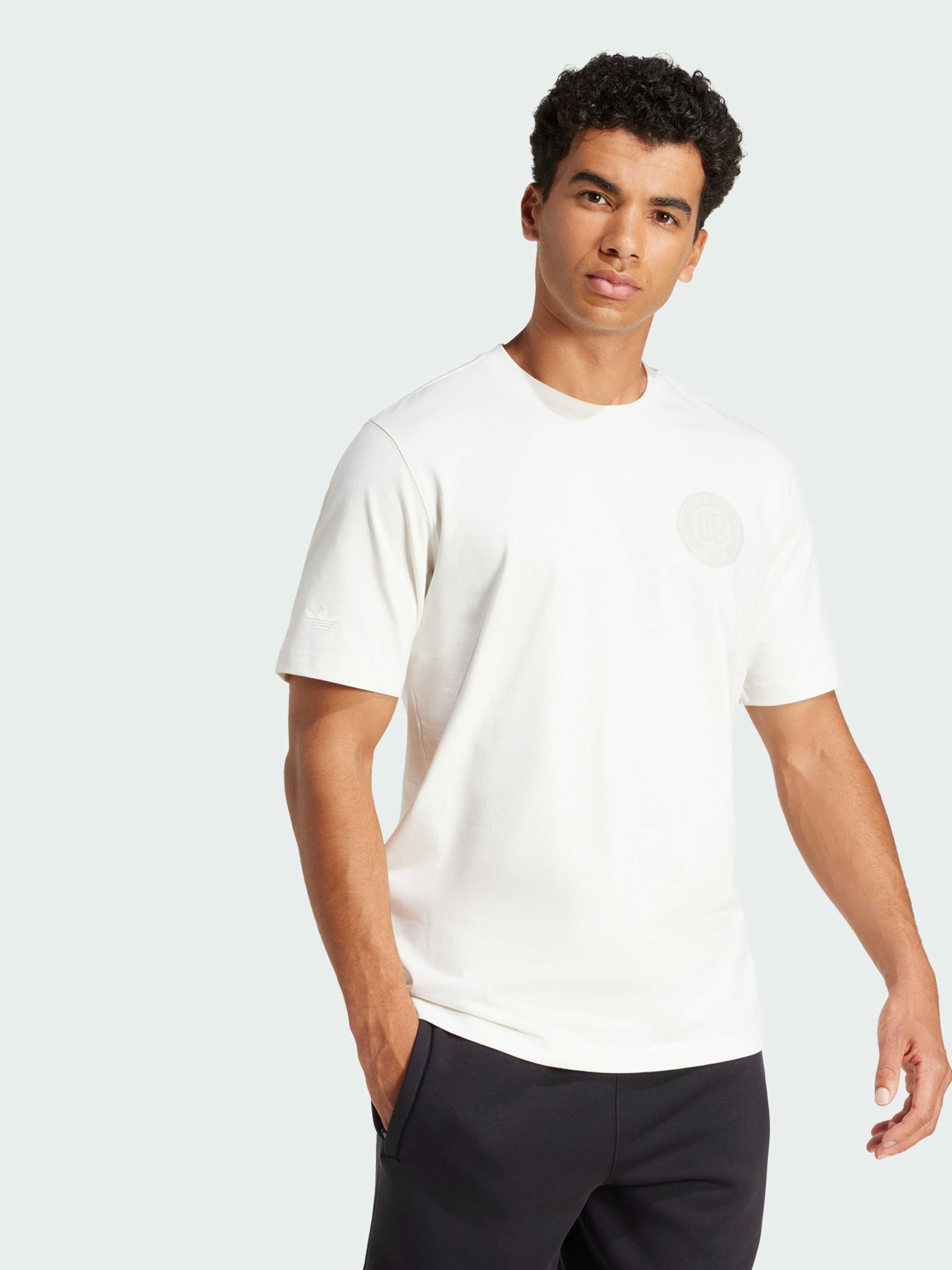 Футболка спортивная Adidas модель JD7139 Фото