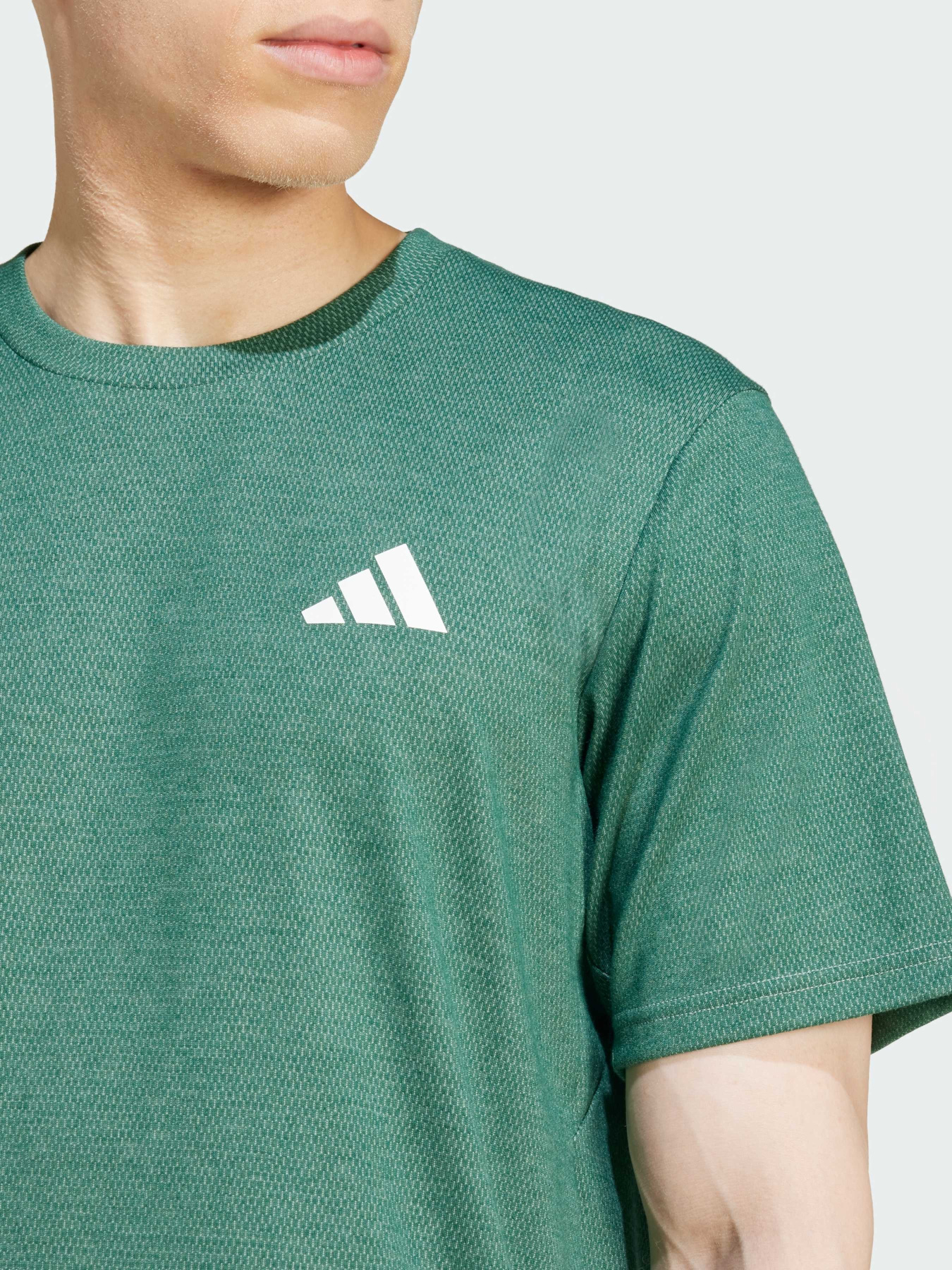 Спортивная футболка Adidas модель JD0174 Фото