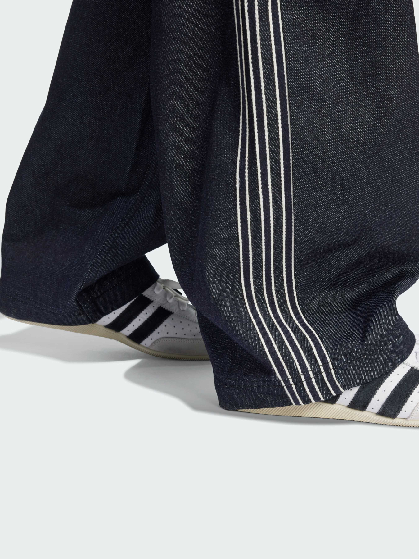 Штани повсякденні Adidas модель JJ3145 Фото