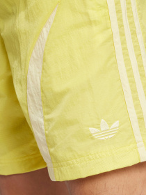 Шорти Adidas Adicolor модель JP1130 Фото