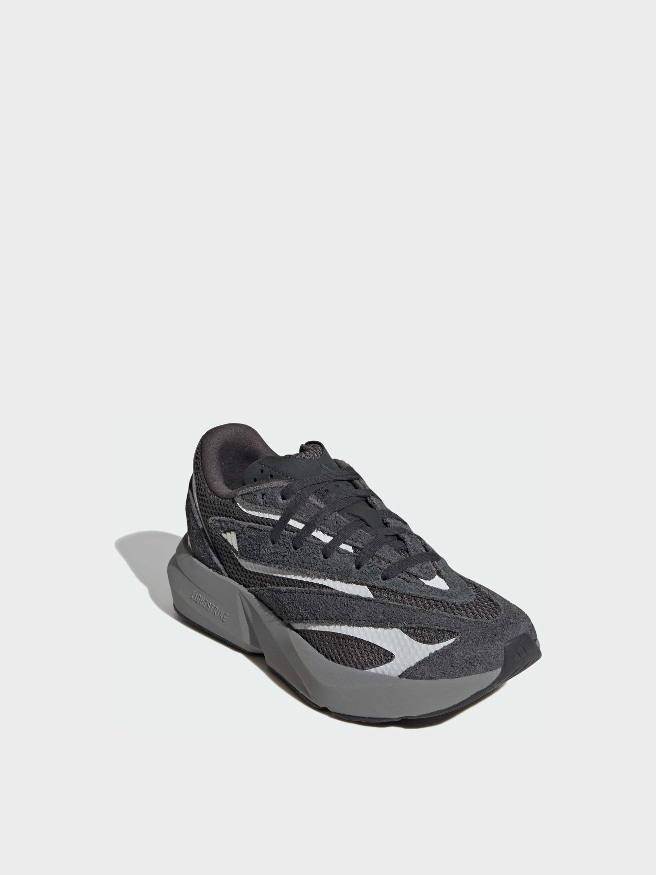 Кроссовки повседневные Adidas модель JQ9974 Фото