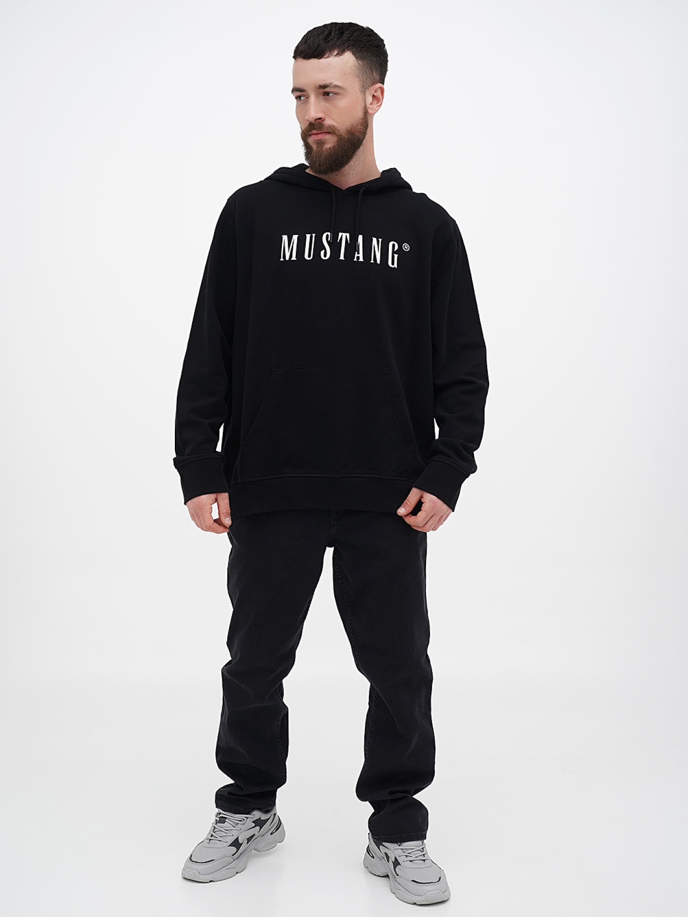 Зауженные джинсы Mustang Jeans Tramper Tapered модель 1005088 Фото