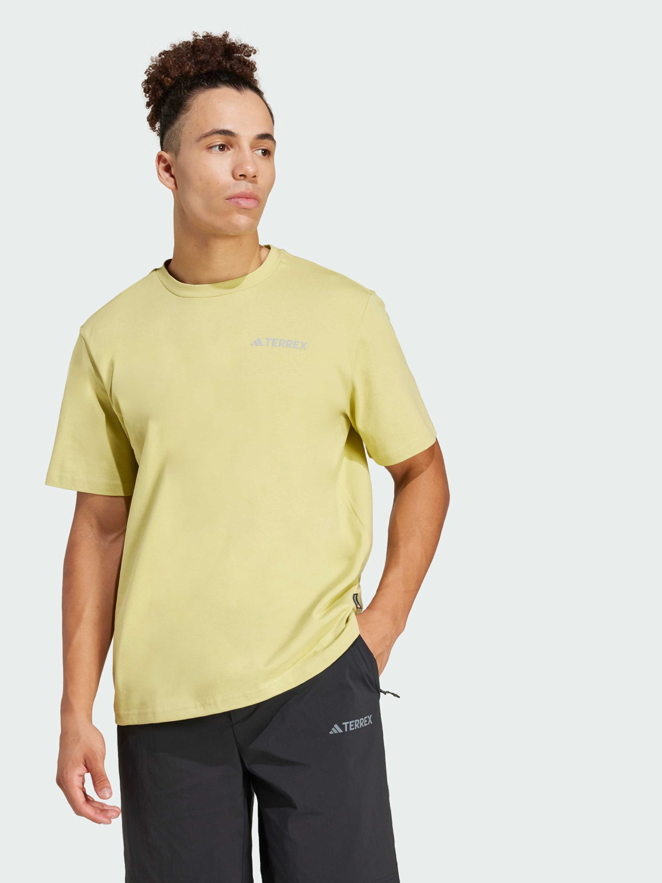 Спортивная футболка Adidas модель JI8329 Фото