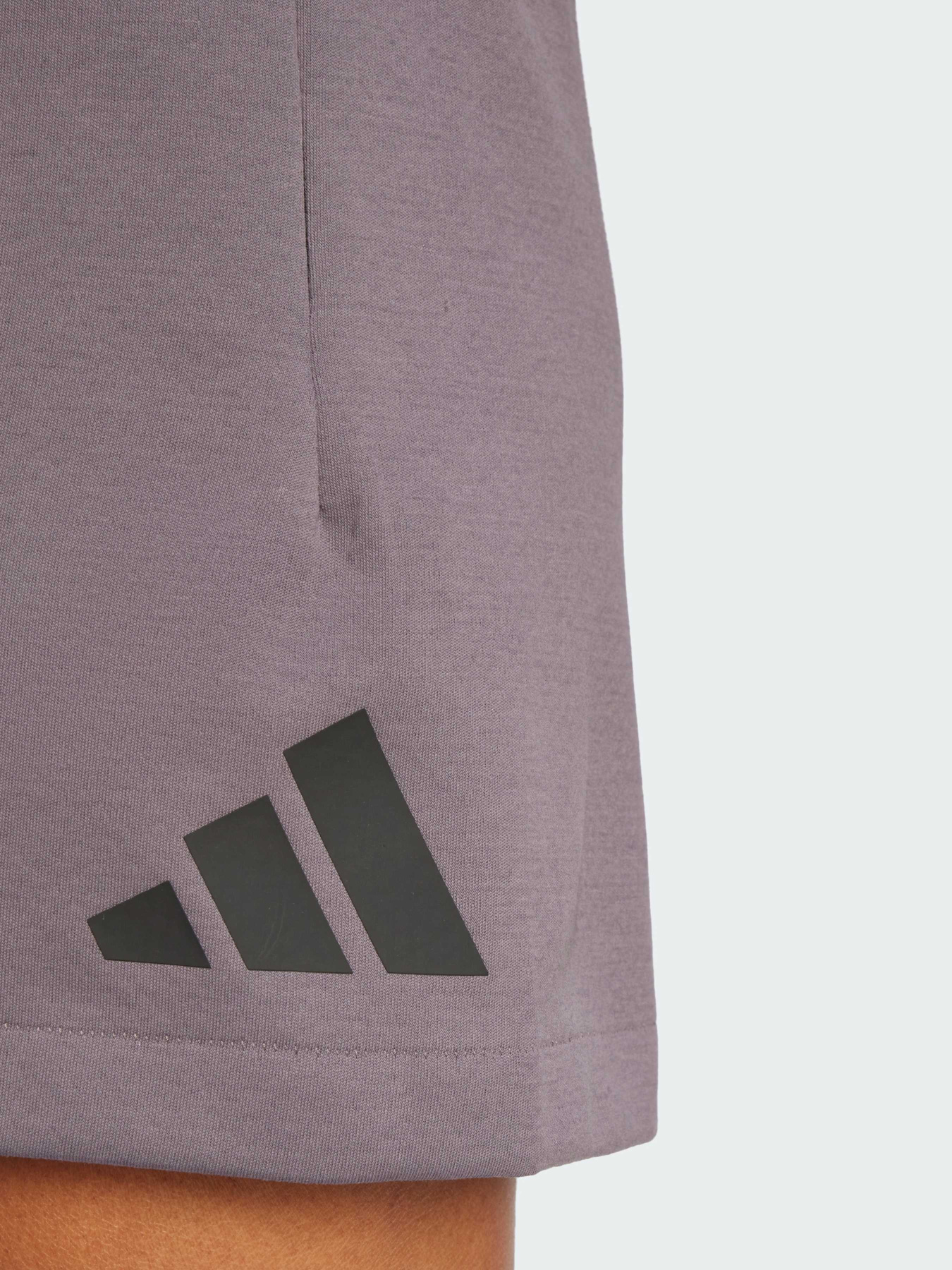 Повсякденні шорти Adidas ZNE модель JJ4744 Повсякденні шорти Adidas ZNE модель JJ4744 Фото