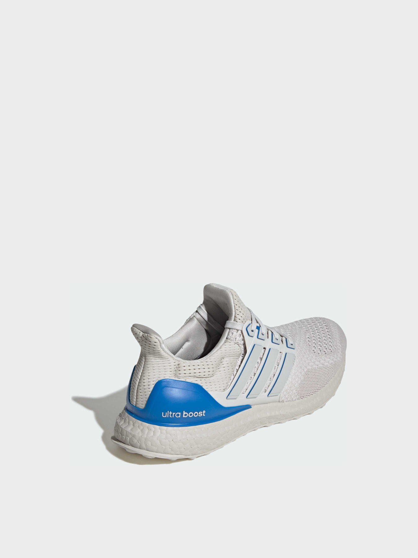 Кроссовки повседневные Adidas Ultraboost модель JR3148 Фото
