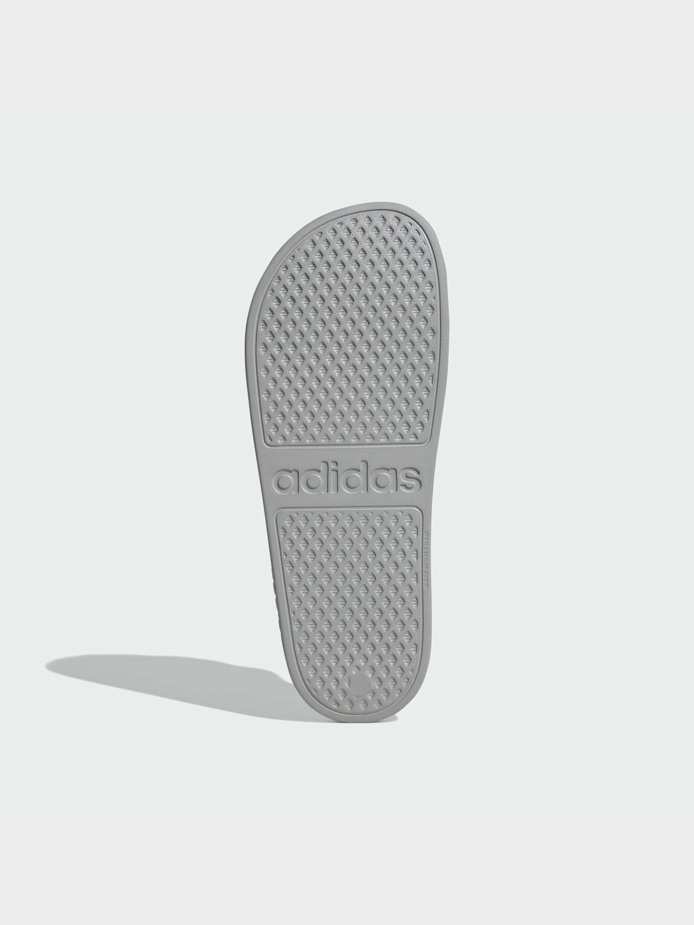 Шлепанцы Adidas Adilette модель IF6068 Фото