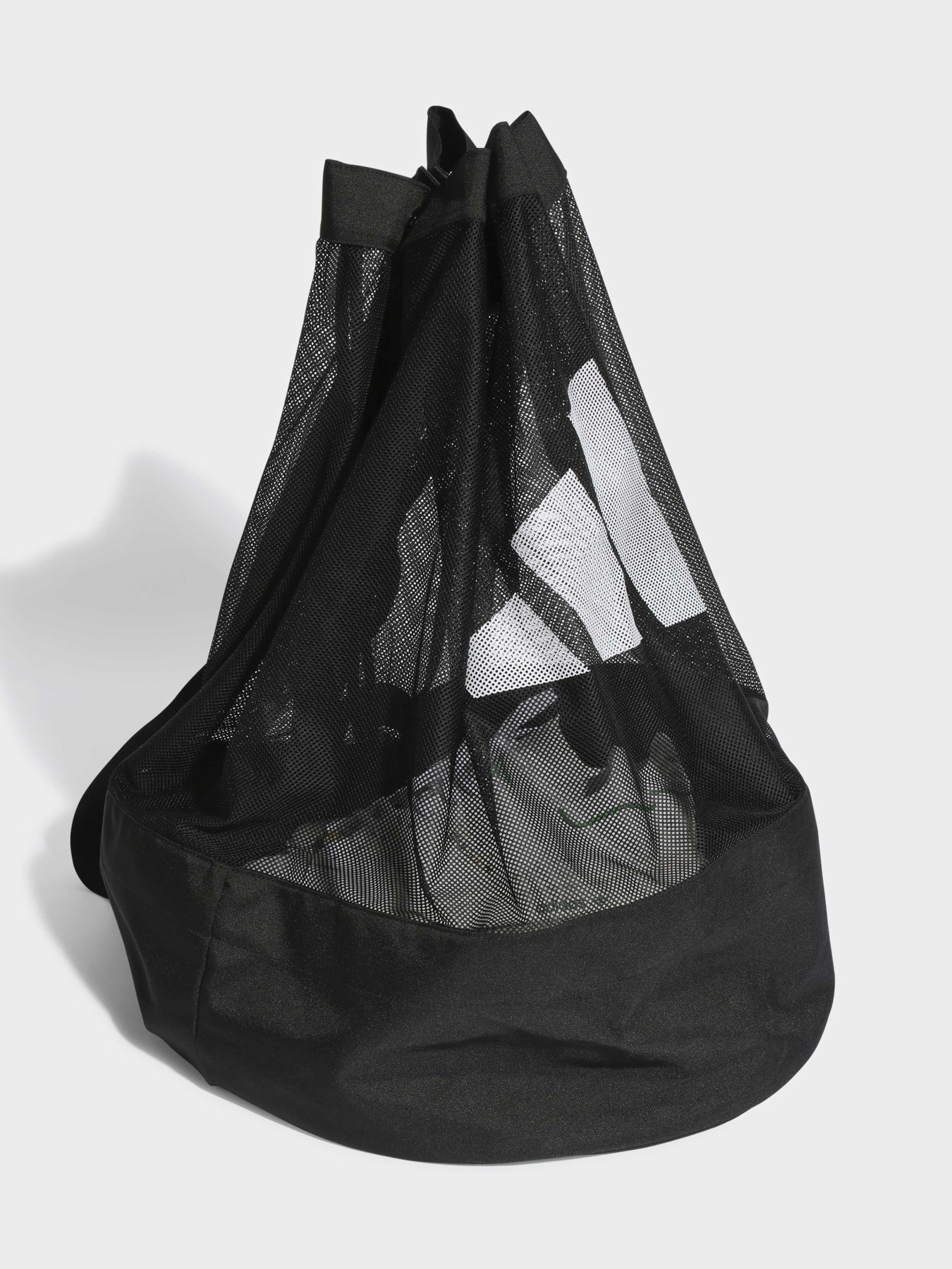 Сумки Adidas Tiro модель HS9751 Сумки Adidas Tiro модель HS9751 Фото