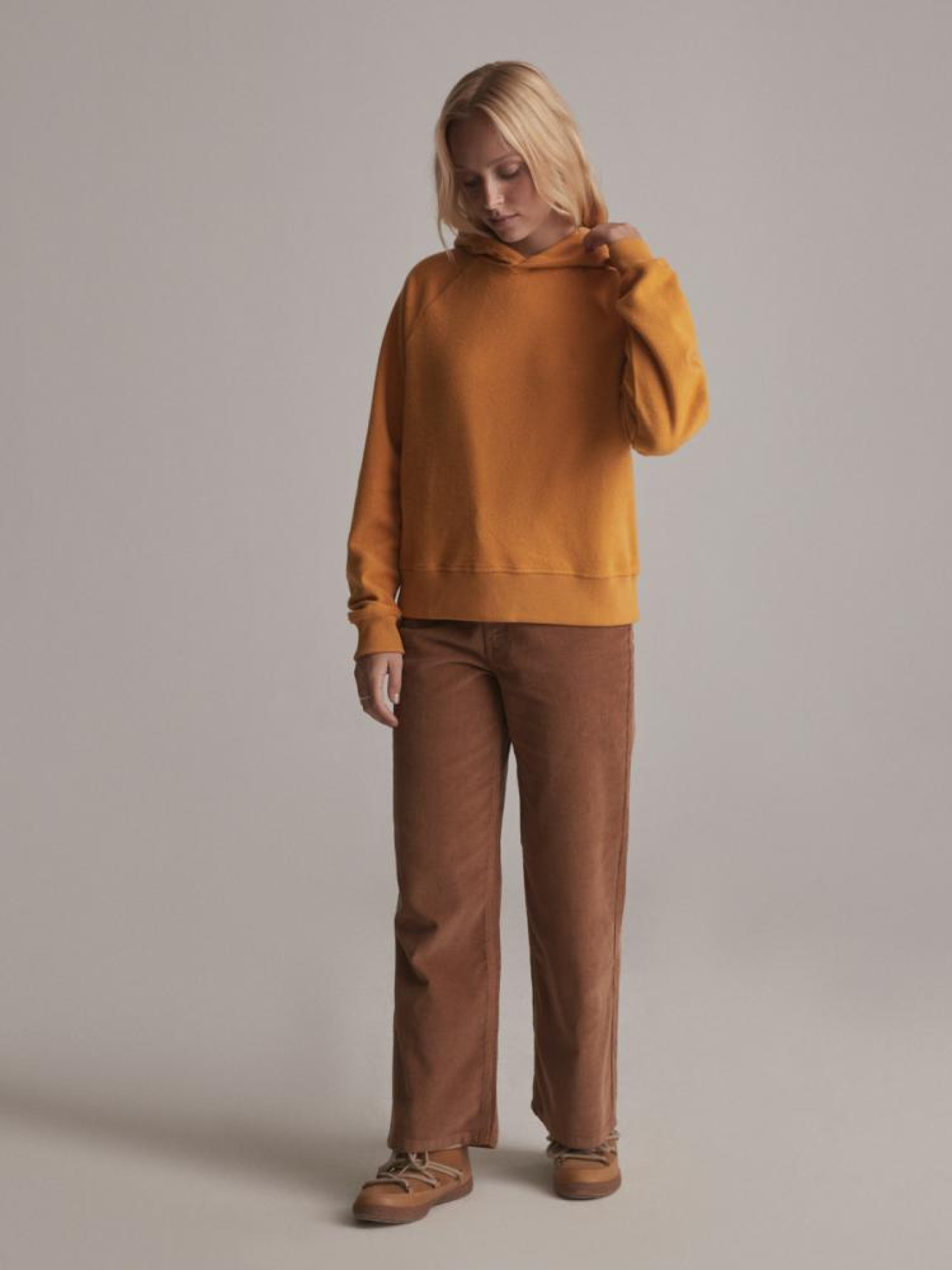 Худи DIVERSE Cltn 670 модель 10043351 Фото