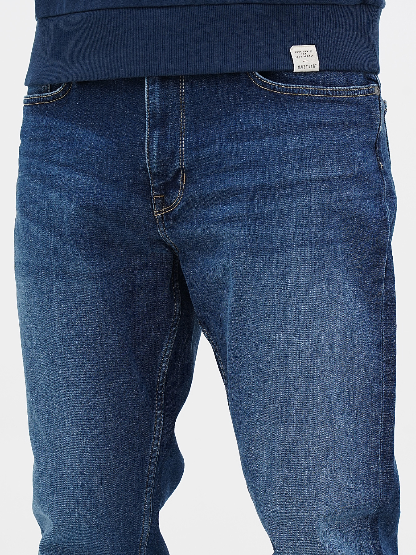 Зауженные джинсы Mustang Jeans Orlando Slim модель 1013708 Фото