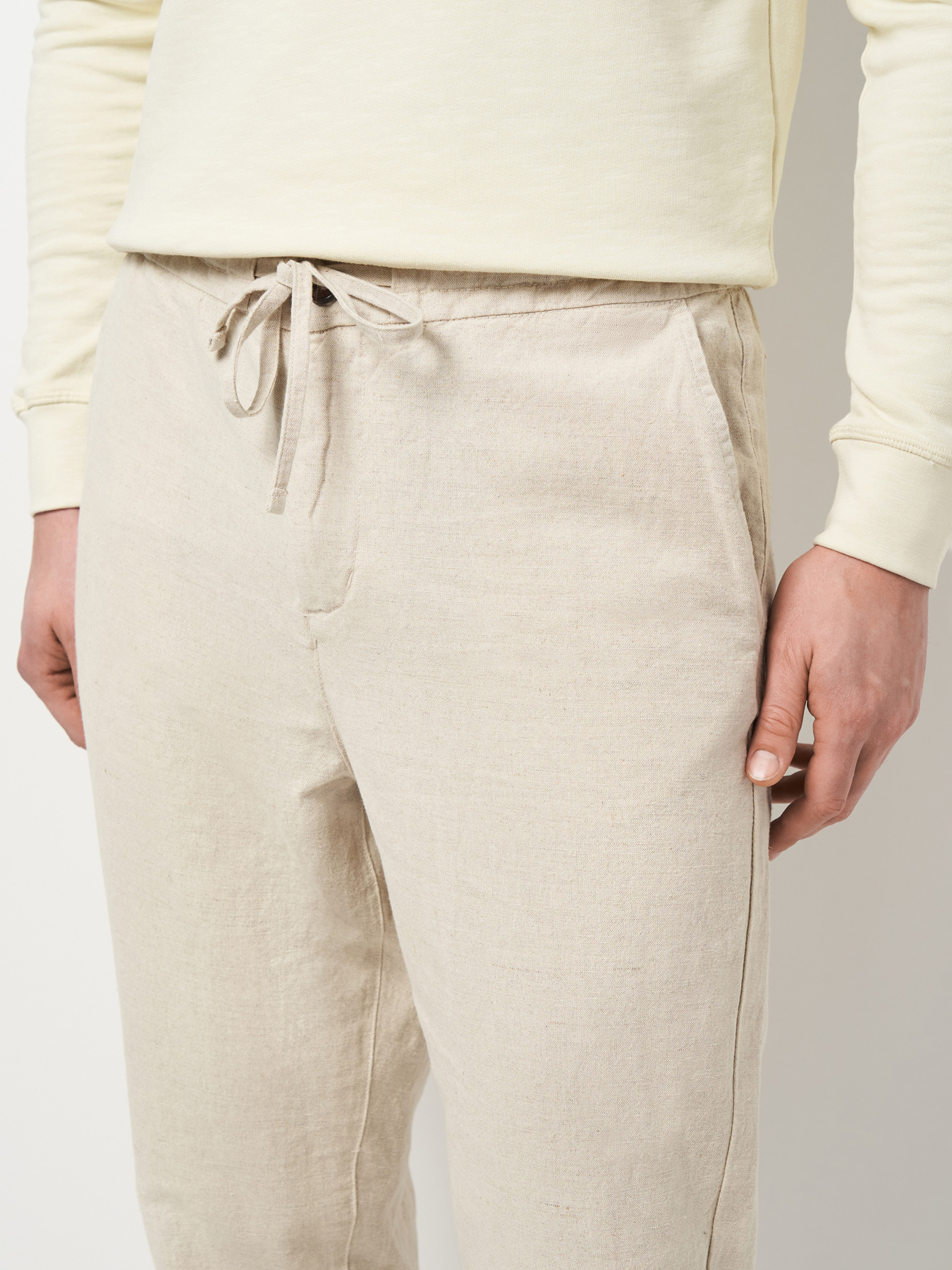 Завужені джинси Mustang Jeans Milano Linen Jogger модель 1015157 Фото