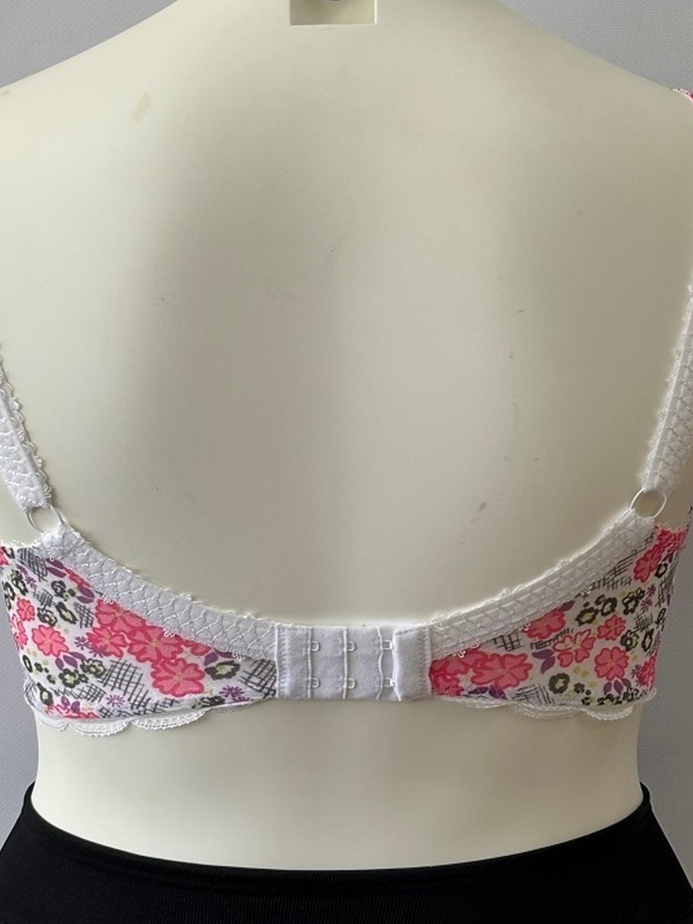 Бюстгальтер Freya Flourish модель 1541BLM Фото