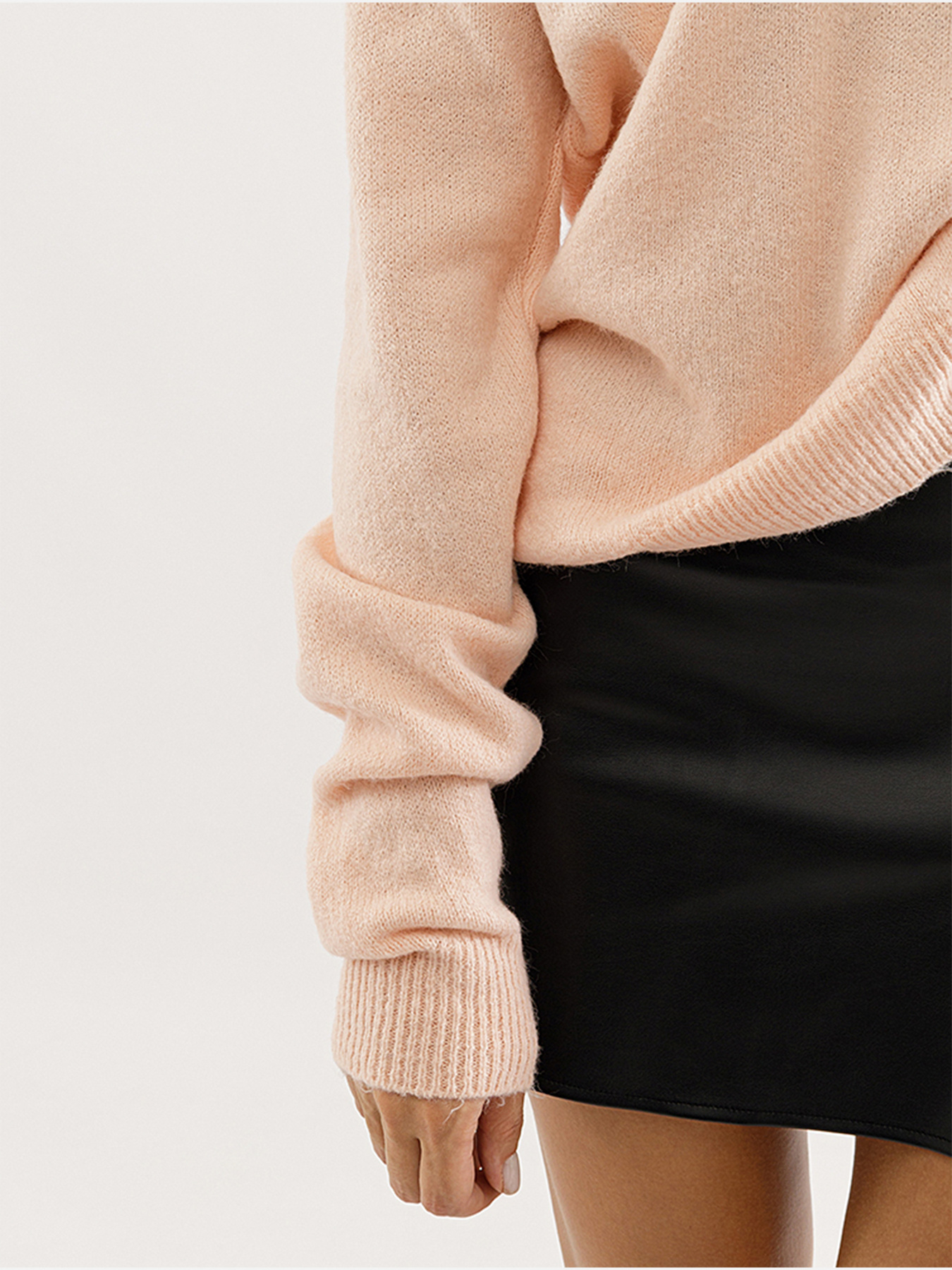 Джемпер YUKI модель ЦБ-00224588 Джемпер YUKI модель ЦБ-00224588 Фото