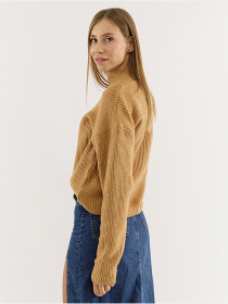 Свитер YUKI модель ЦБ-00224591 Фото