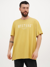 Футболка Mustang Jeans Austin модель 1015644 Фото