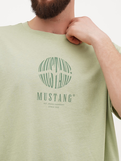 Футболка Mustang Jeans Austin модель 1014951 — фото 4 - INTERTOP