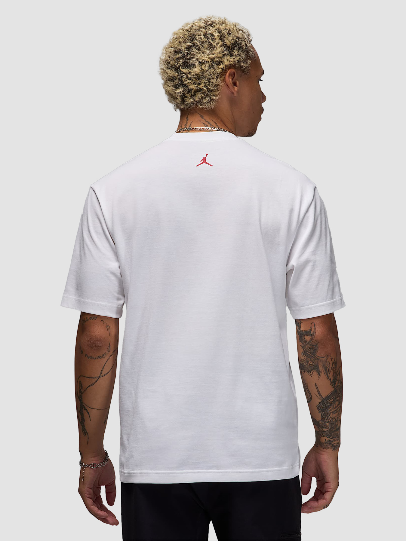 Футболка Jordan Brand Sneaker Patch модель HJ2326-100 Фото