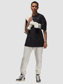 Футболка Jordan W Ss Os Essen Tee 24 модель HM4372-010 Фото