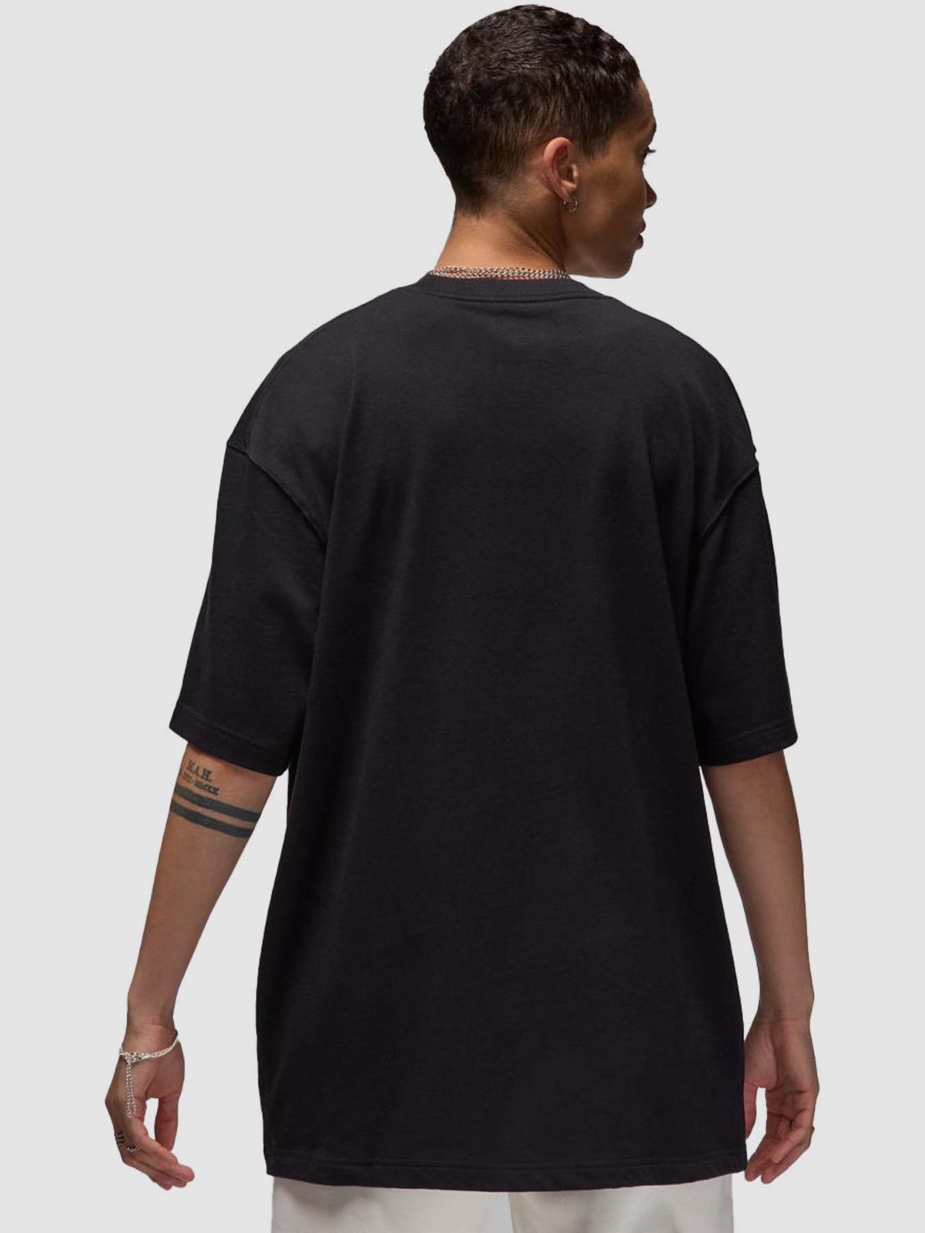 Футболка Jordan W Ss Os Essen Tee 24 модель HM4372-010 Фото