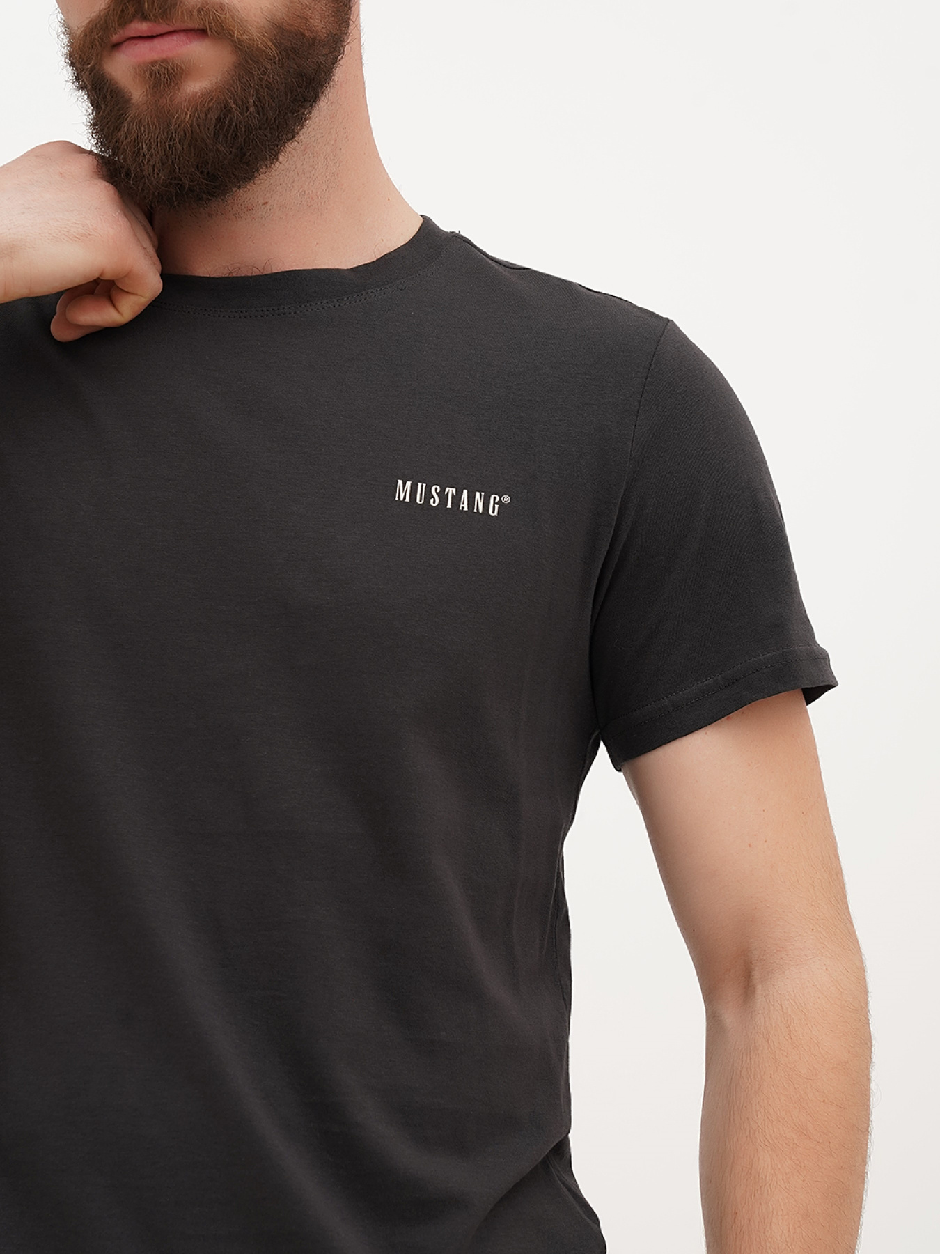 Футболка Mustang Jeans Austin модель 1015662 Фото