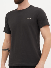 Футболка Mustang Jeans Austin модель 1015662 Фото