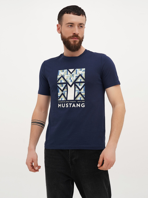 Футболка Mustang Jeans Austin модель 3014954 Фото