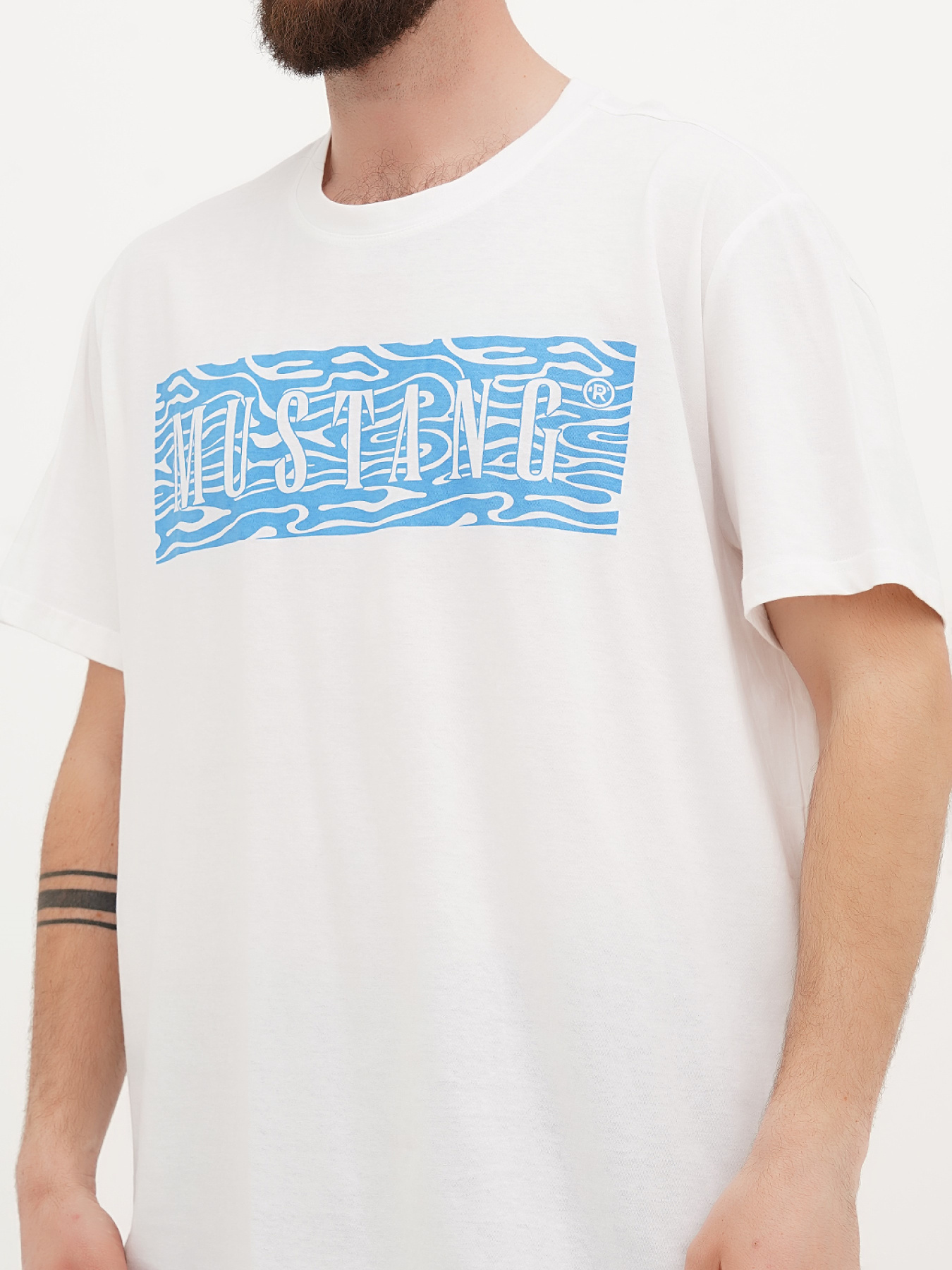 Футболка Mustang Jeans Austin модель 1015070 Фото