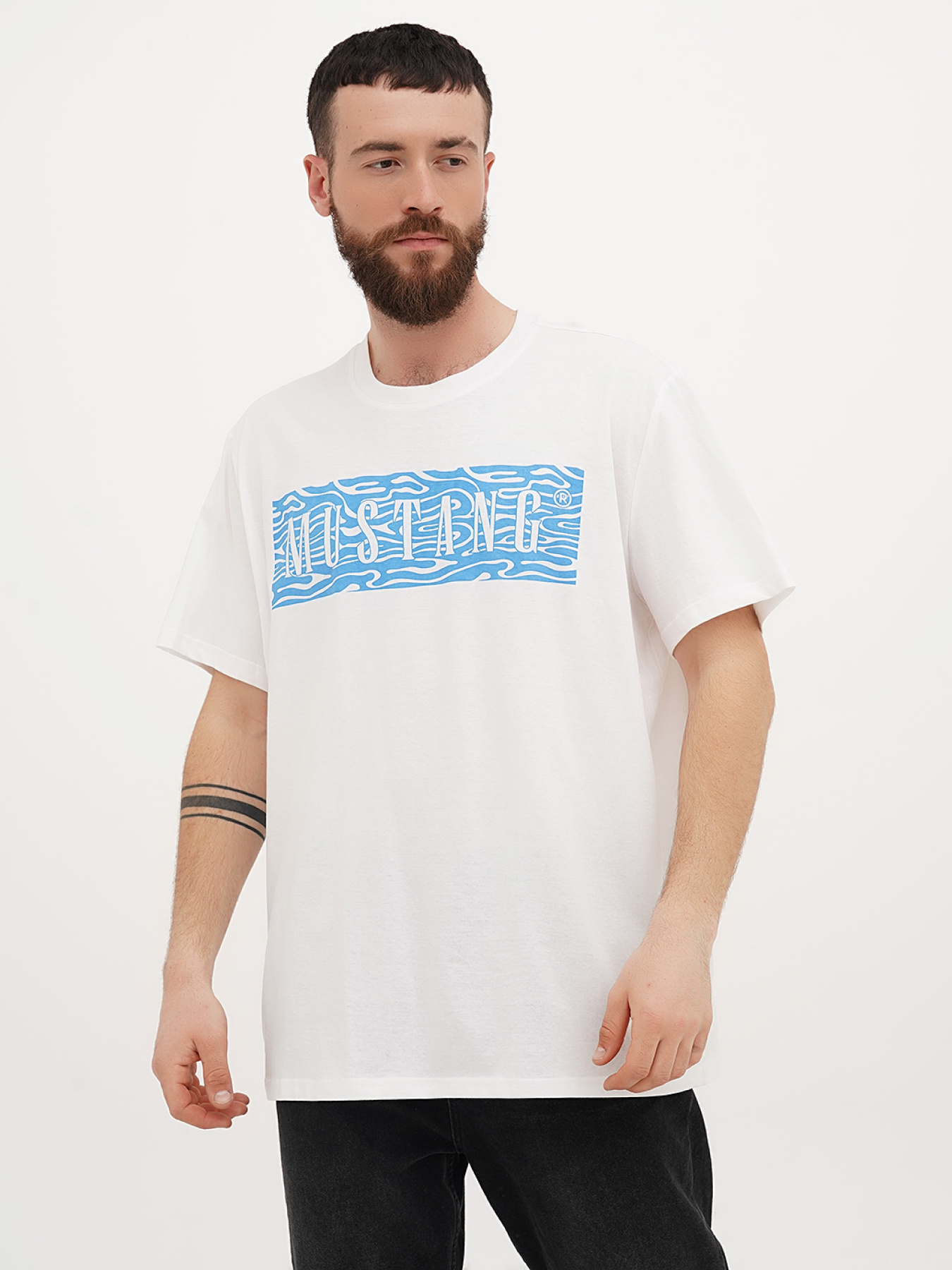 Футболка Mustang Jeans Austin модель 1015070 Фото