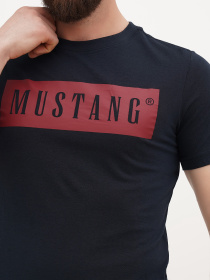 Футболка Mustang Jeans Austin модель 2014749 Фото