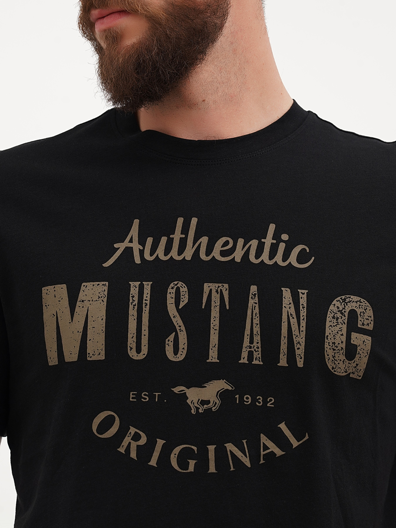 Футболка Mustang Jeans Alex C Print модель 2012988 Фото