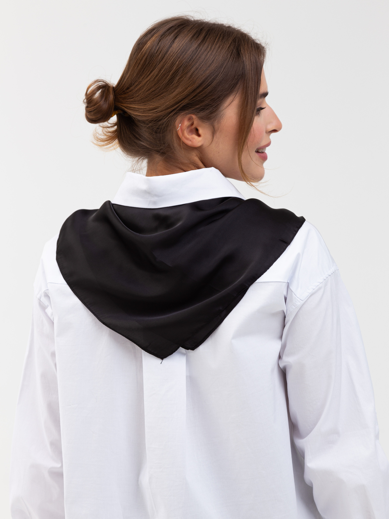 Хустка Famo модель APL-KK260_02 Фото