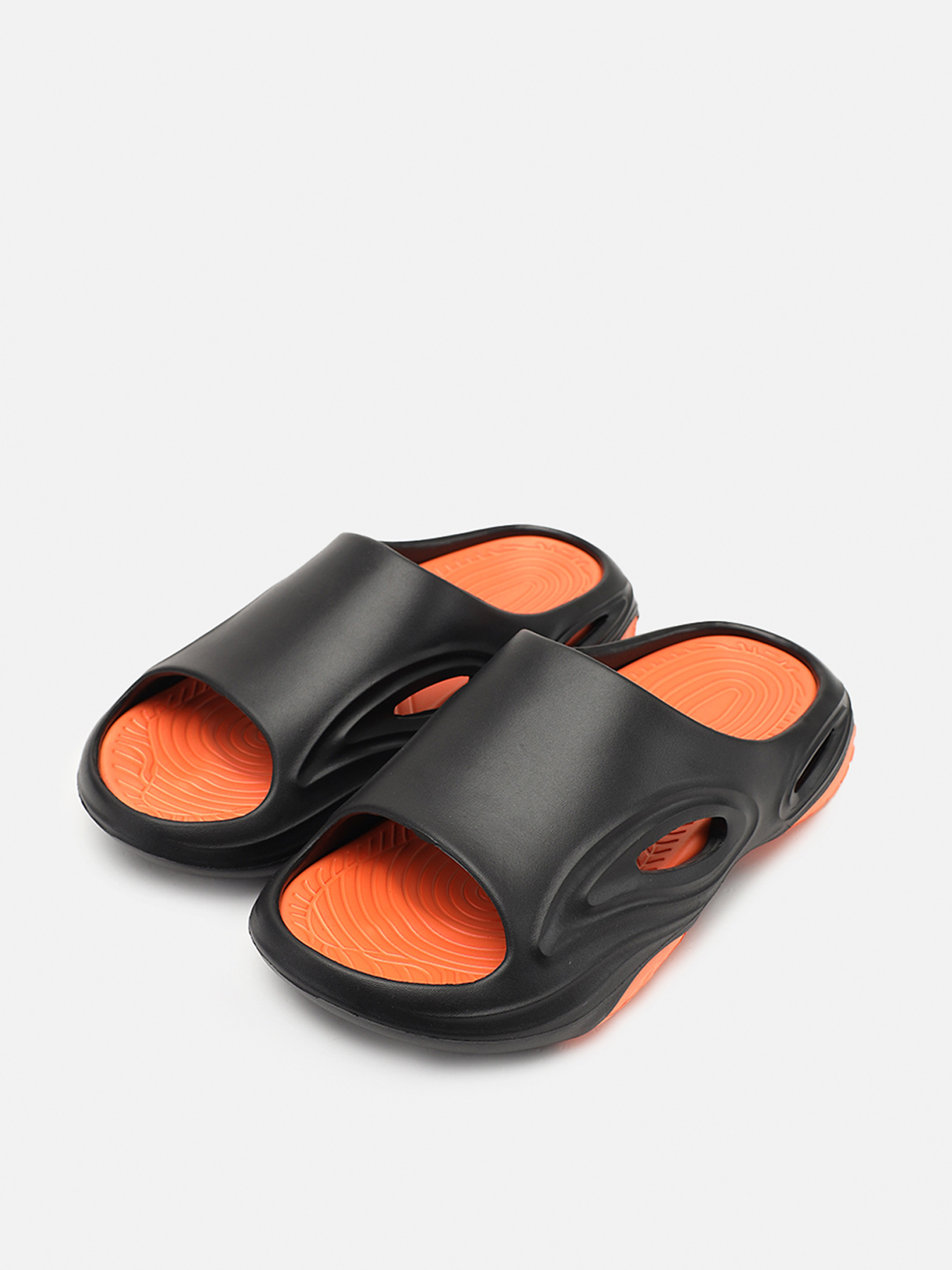 Шльопанці YUKI модель ЦБ-00267836 Шльопанці YUKI модель ЦБ-00267836 Фото