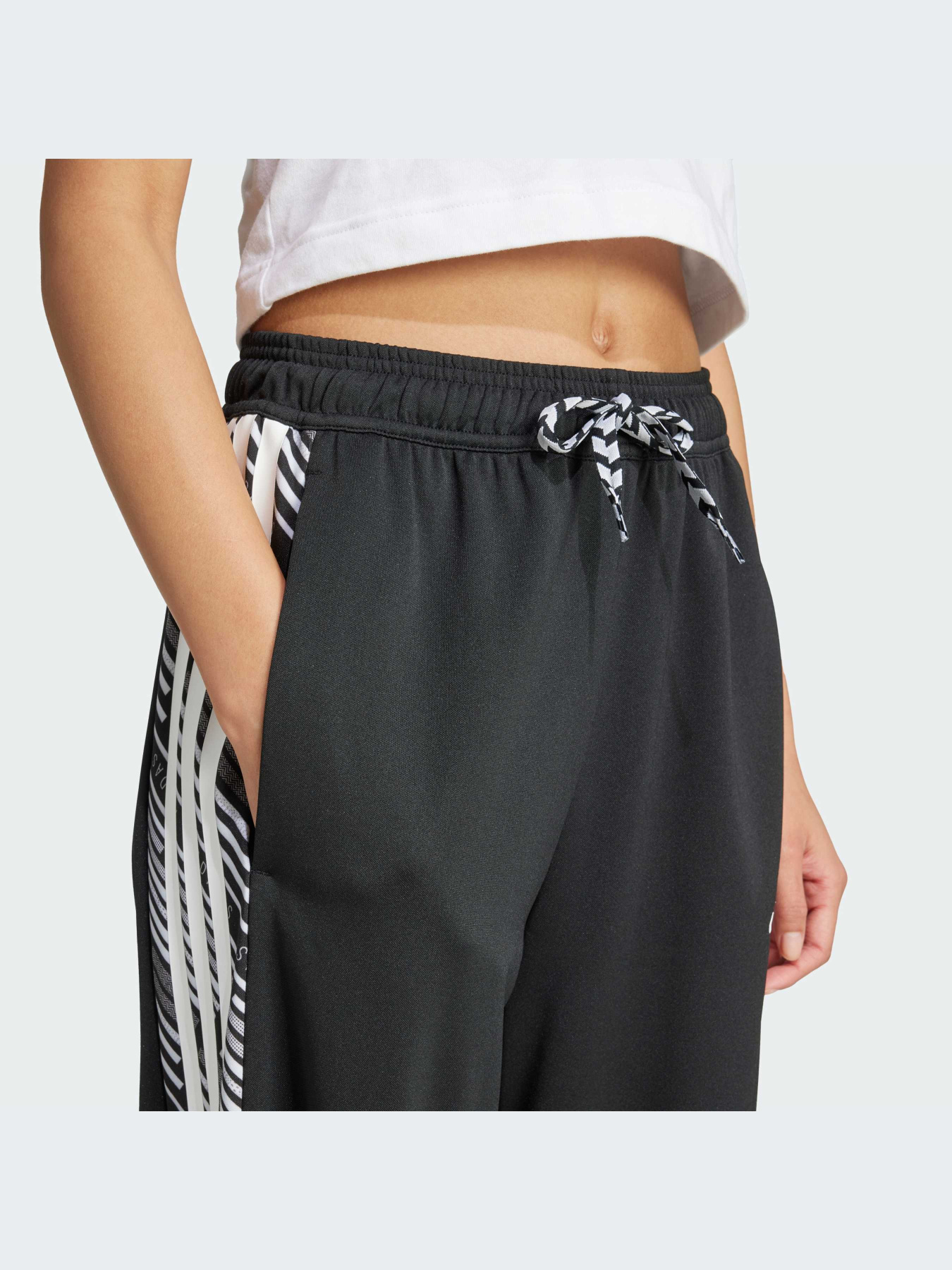 Брюки Adidas Tiro модель KA3337-KZ Фото