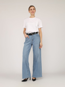 Джинсы YUKI модель ЦБ-00270126 Джинсы YUKI модель ЦБ-00270126 Фото