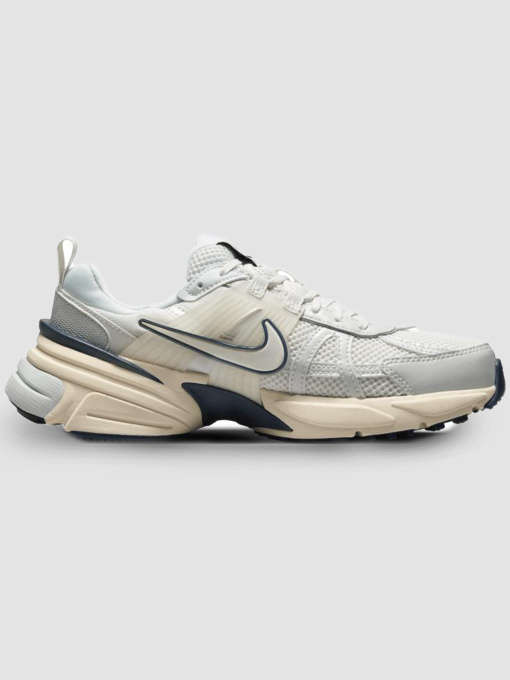 Кроссовки для бега NIKE V2k Run модель FD0736-004 Фото