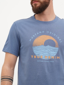 Футболка Mustang Jeans Alex C Print модель 1013821 Фото